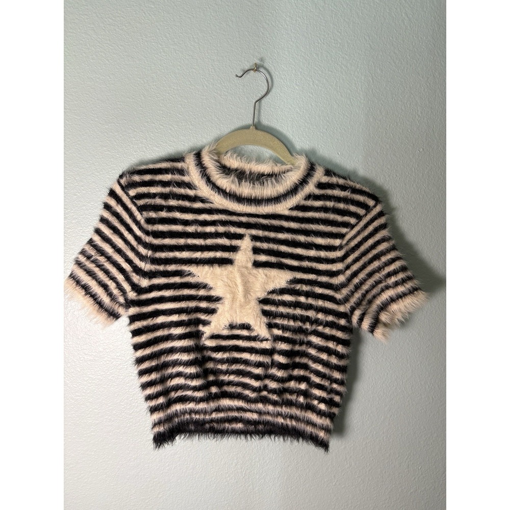 Kimchi blue Amelia Fuzzy Star Cropped Sweater Size L Urban Outfitters